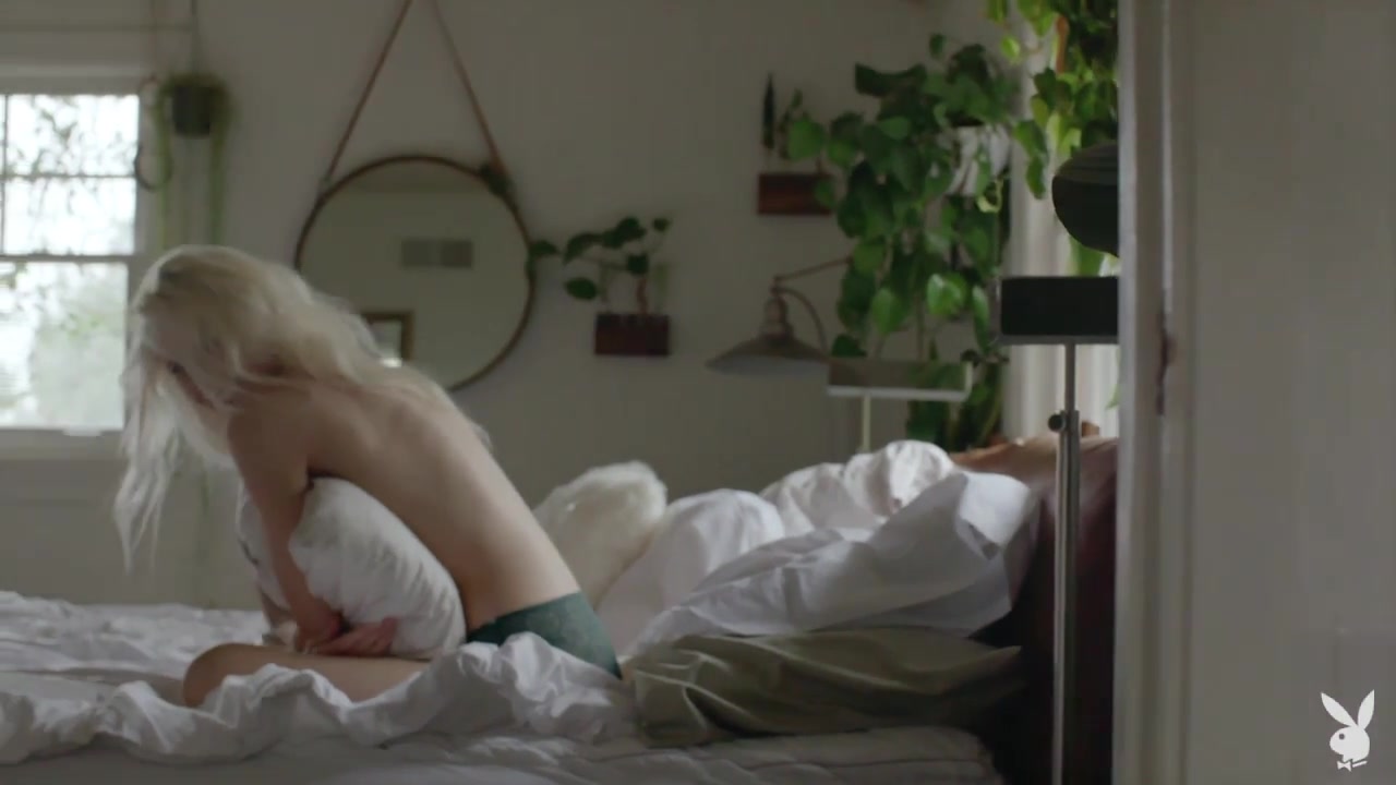 Emilee Ann Miller in Momentous Morning - PlayboyPlus