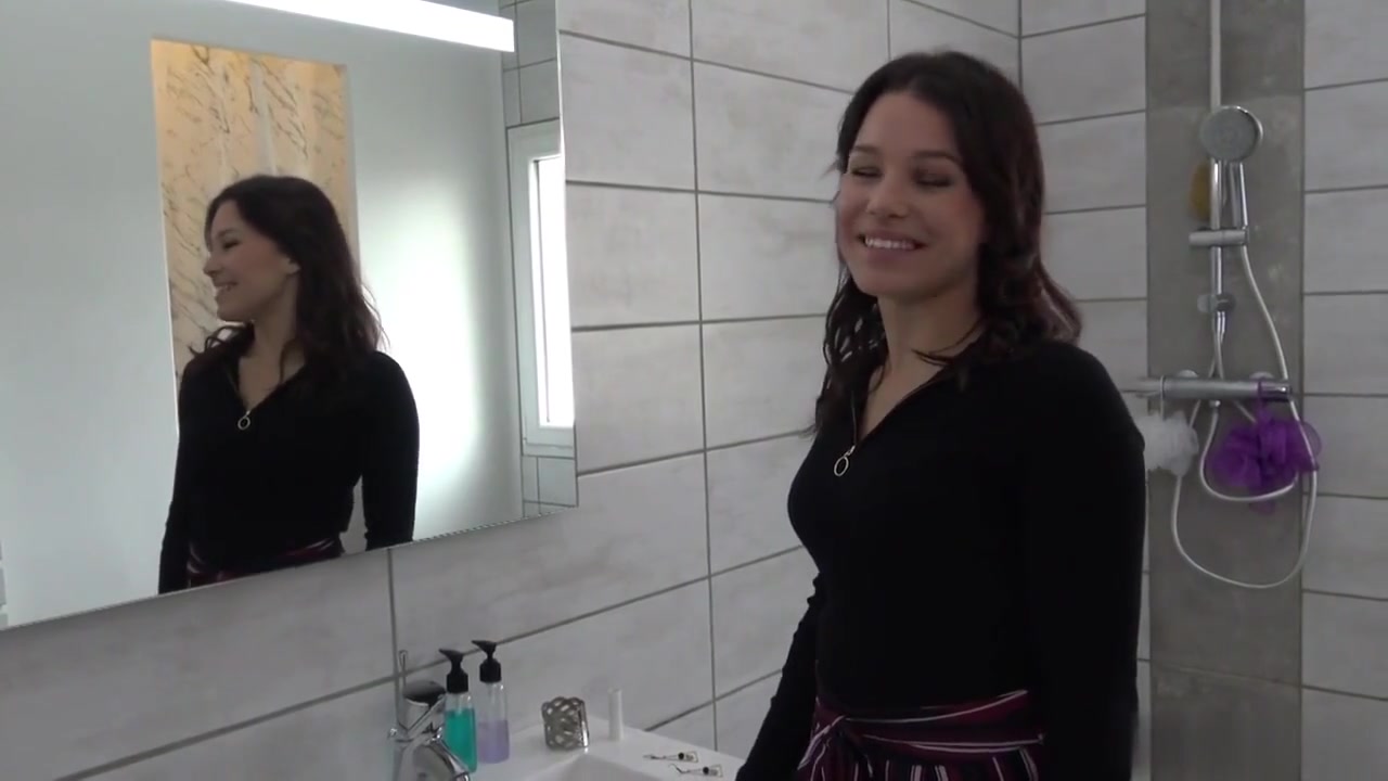 Heivy Very Acrobatic Heivy!! Full Hd - Streamhub.to