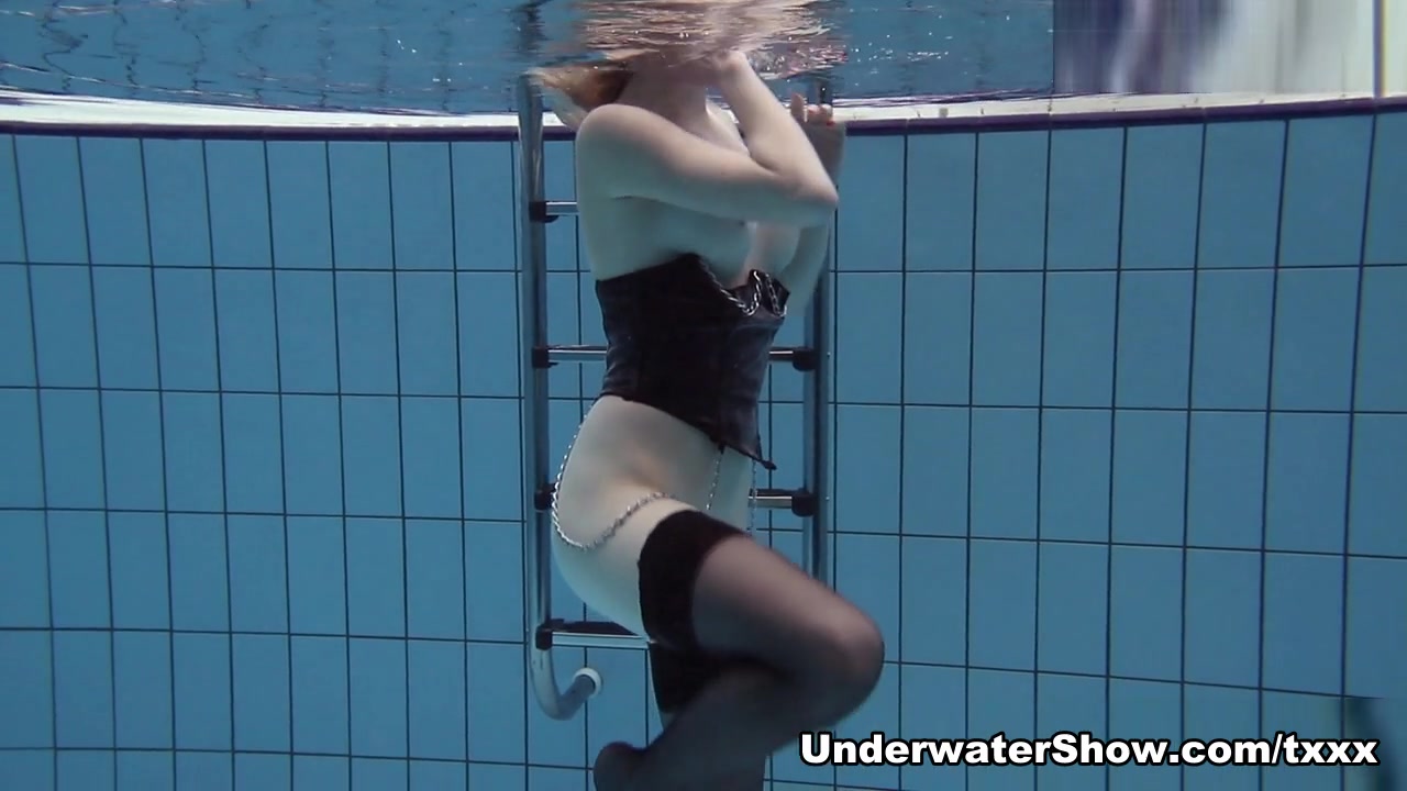 Anetta Video - UnderwaterShow