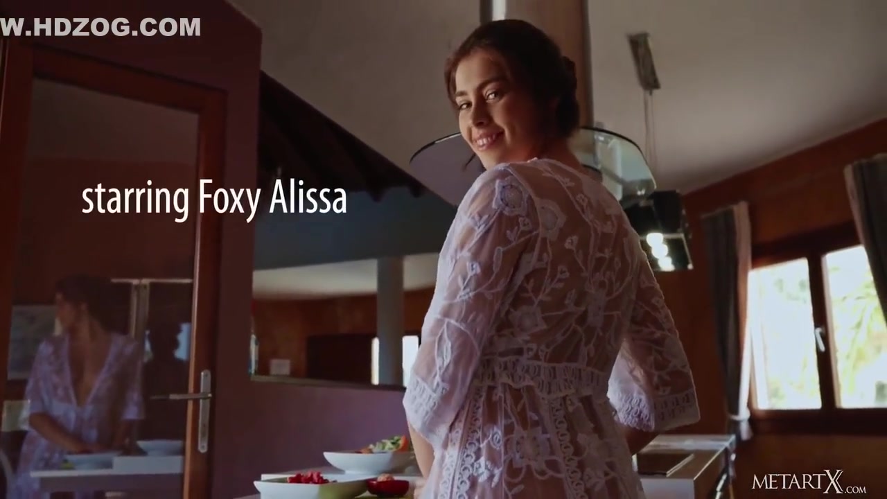 Foxy Alissa - Naked Breakfast