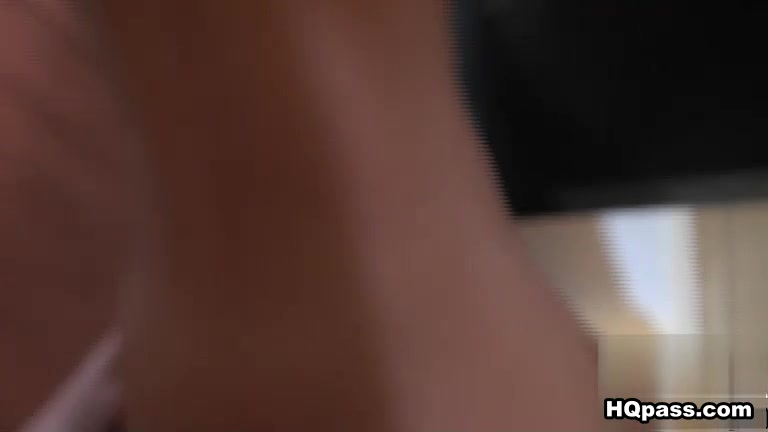 GFRevenge Clip: Kissy Lips