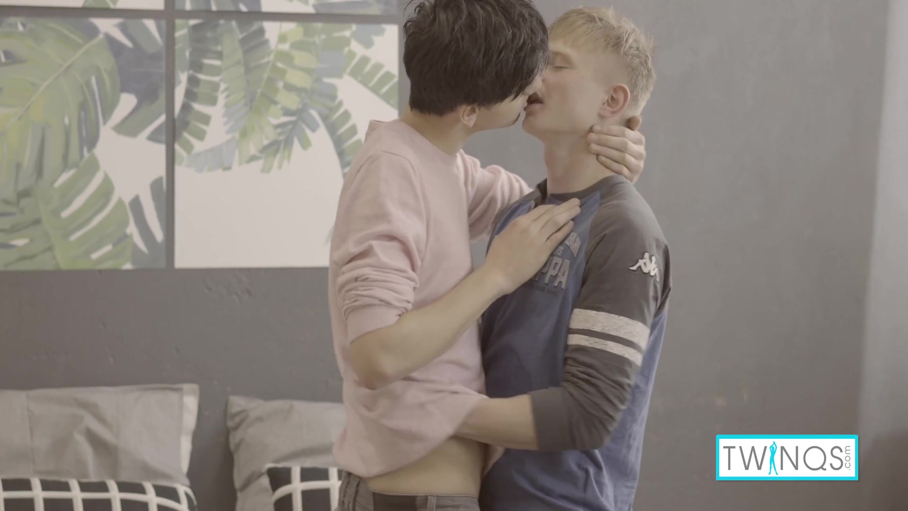 Dream Active Twink Logan Takes His Dick Deeply Inside James Butt!