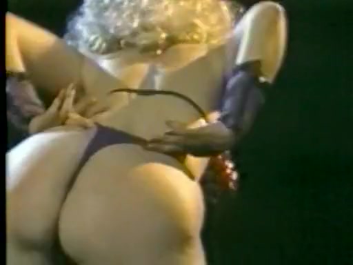 Becky Savage, Busty Belle, Candy Samples in vintage sex site
