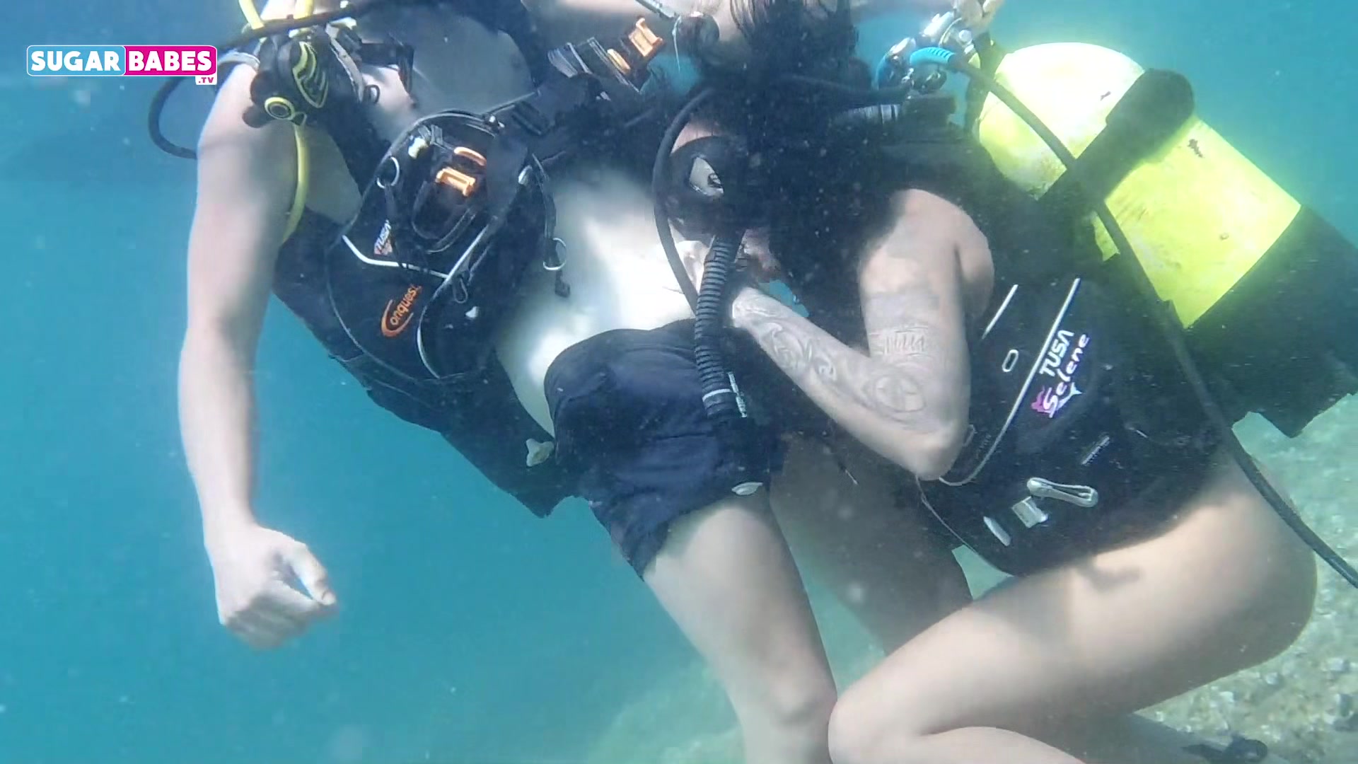 I fuck his *** Under the Water
