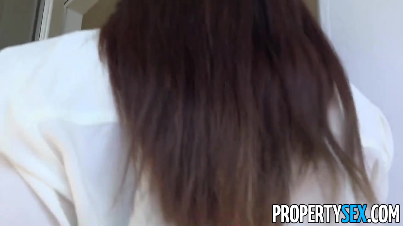 Horny real estate agent busted watching porn