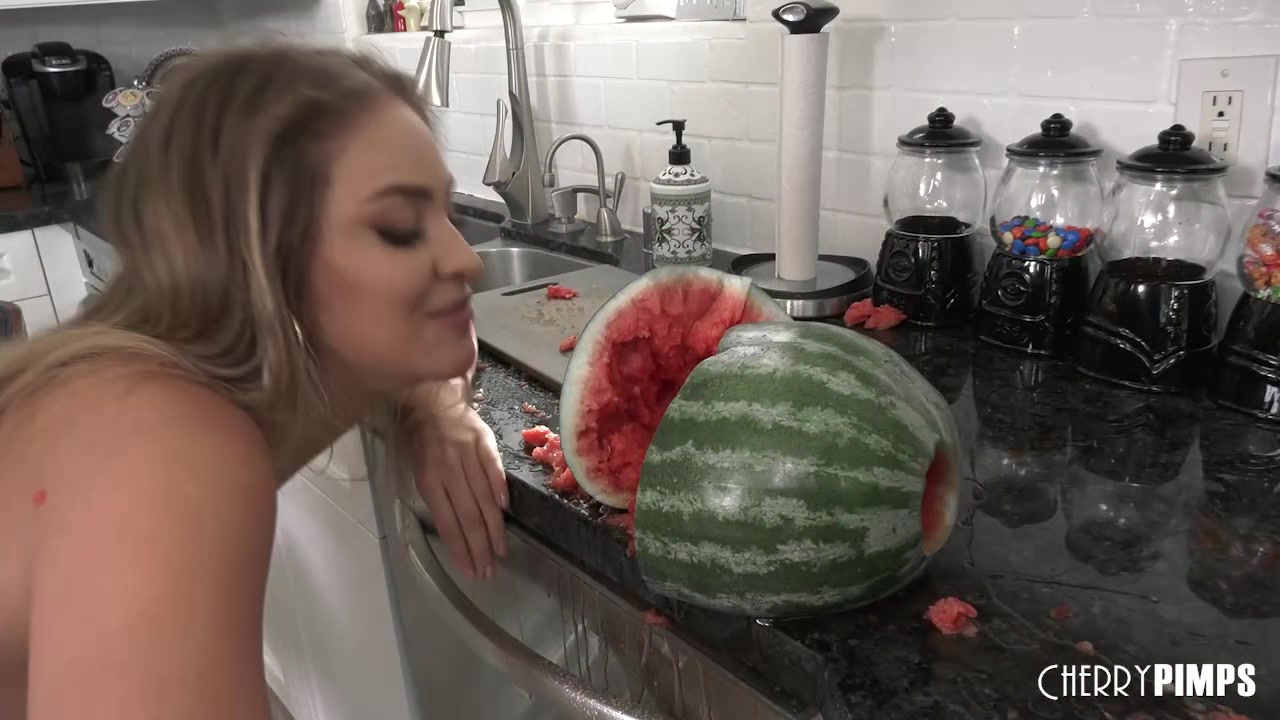 Horny Blonde Hawaiian Gizelle Blanco Catches Her Husband Fucking A Watermelon