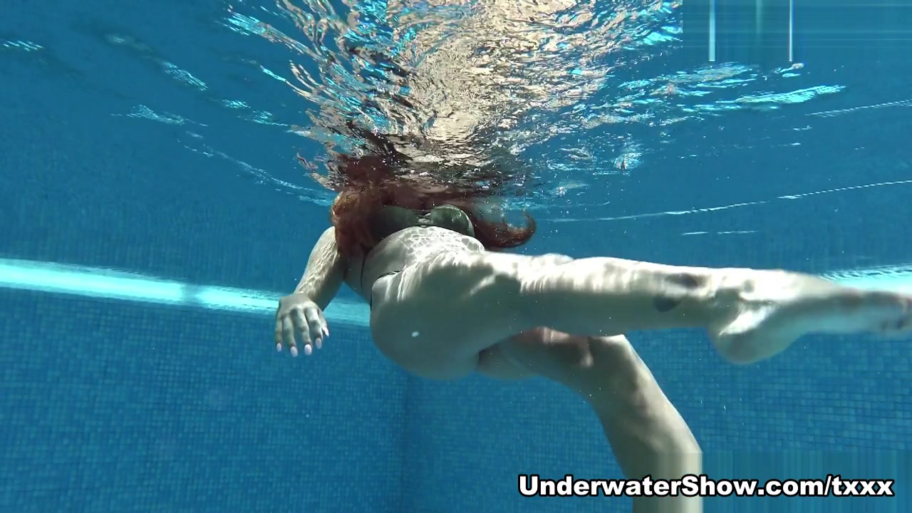 Tiffany Video - UnderwaterShow