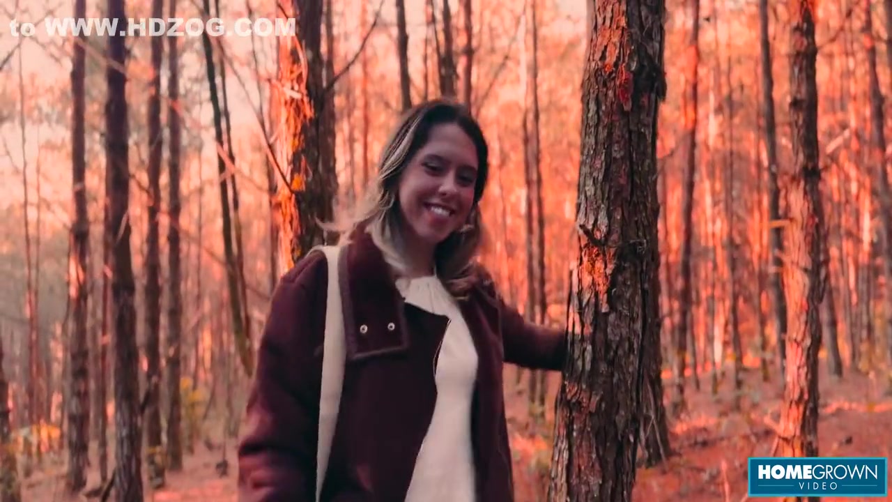 Scarlett Taylor And Stephan Rogers Cant Help Fucking Outdoors