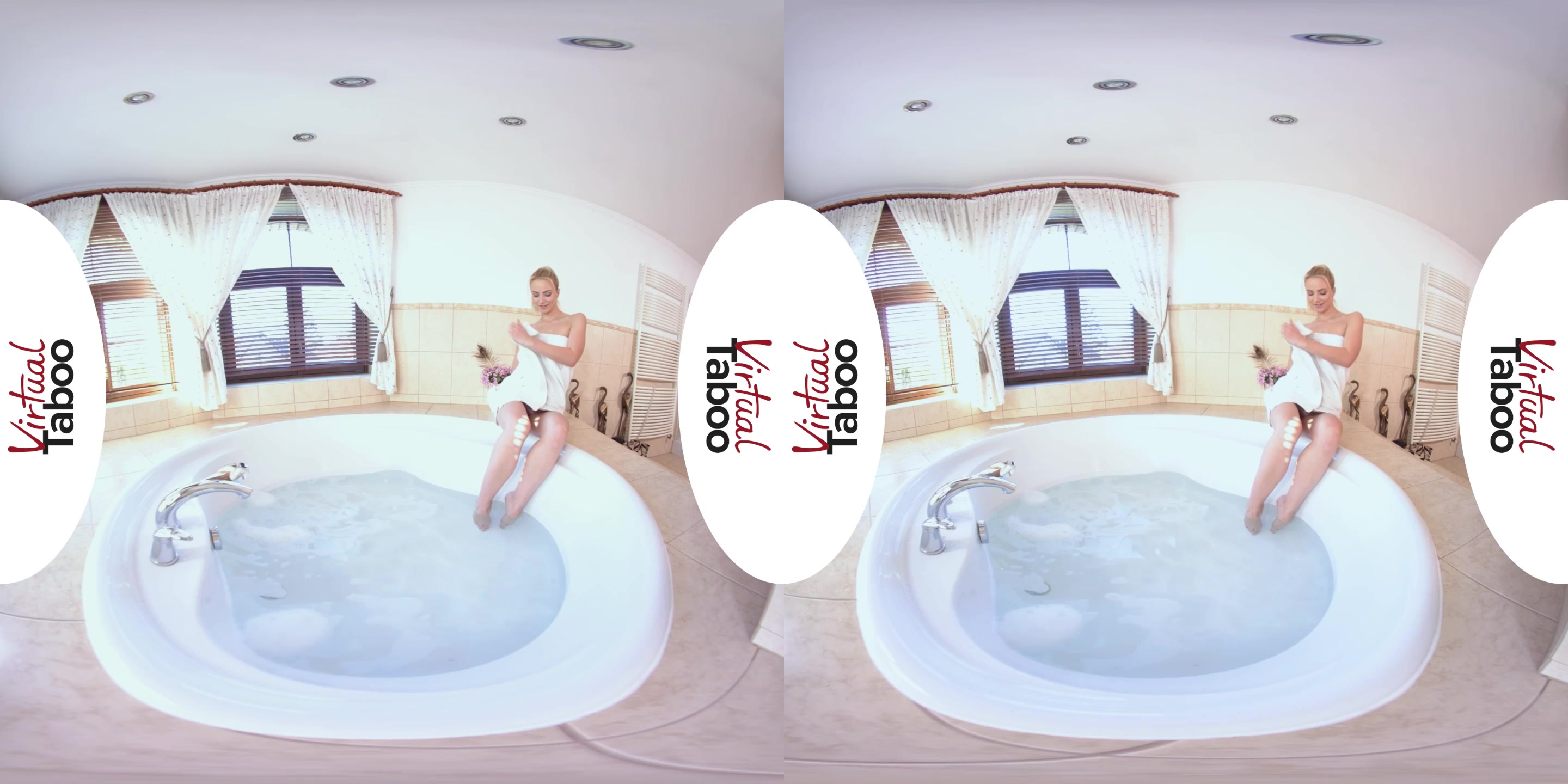 Bathtime With MILF Natalie - VirtualTaboo