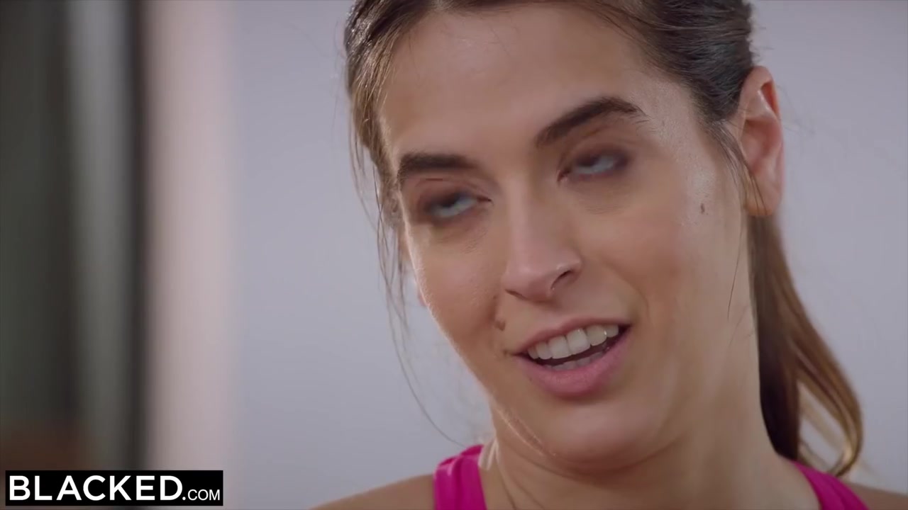 Jason Luv And Abbie Maley In So Distracted By Bbc So She Drilled It