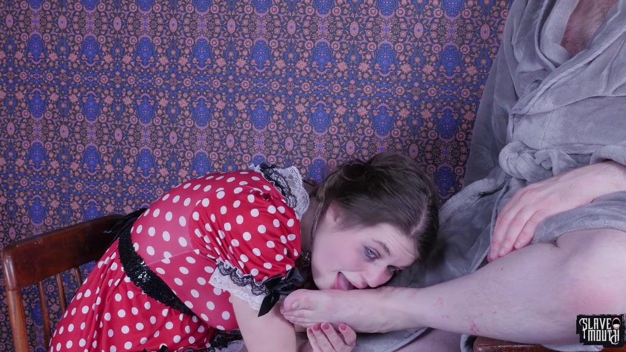 Submissive teen 18+ throating cock