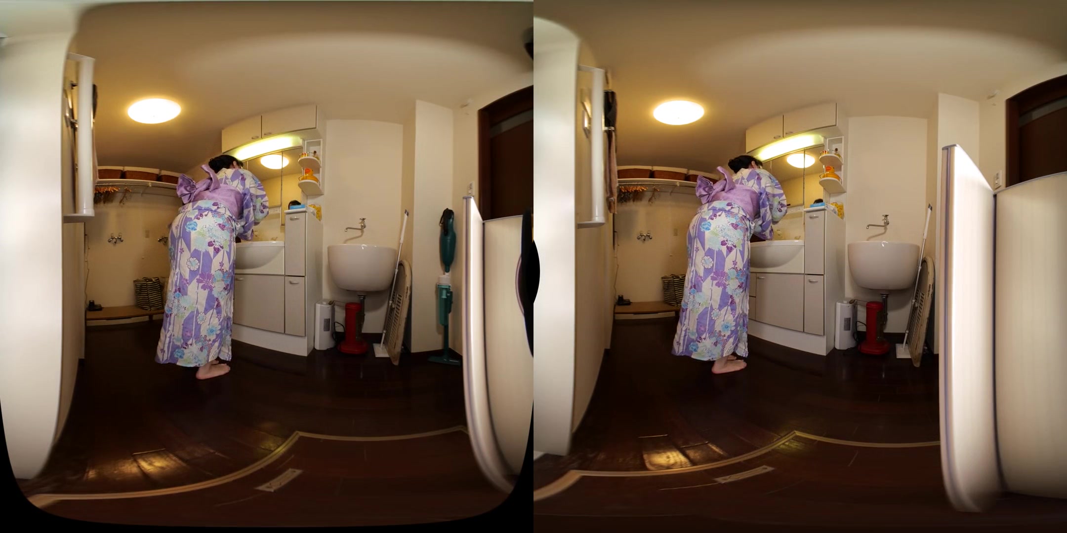 Peeping Through the Gap To Look at What You're Wearing: Sara Minamino - Japanese Hidden Camera Voyeur Spy