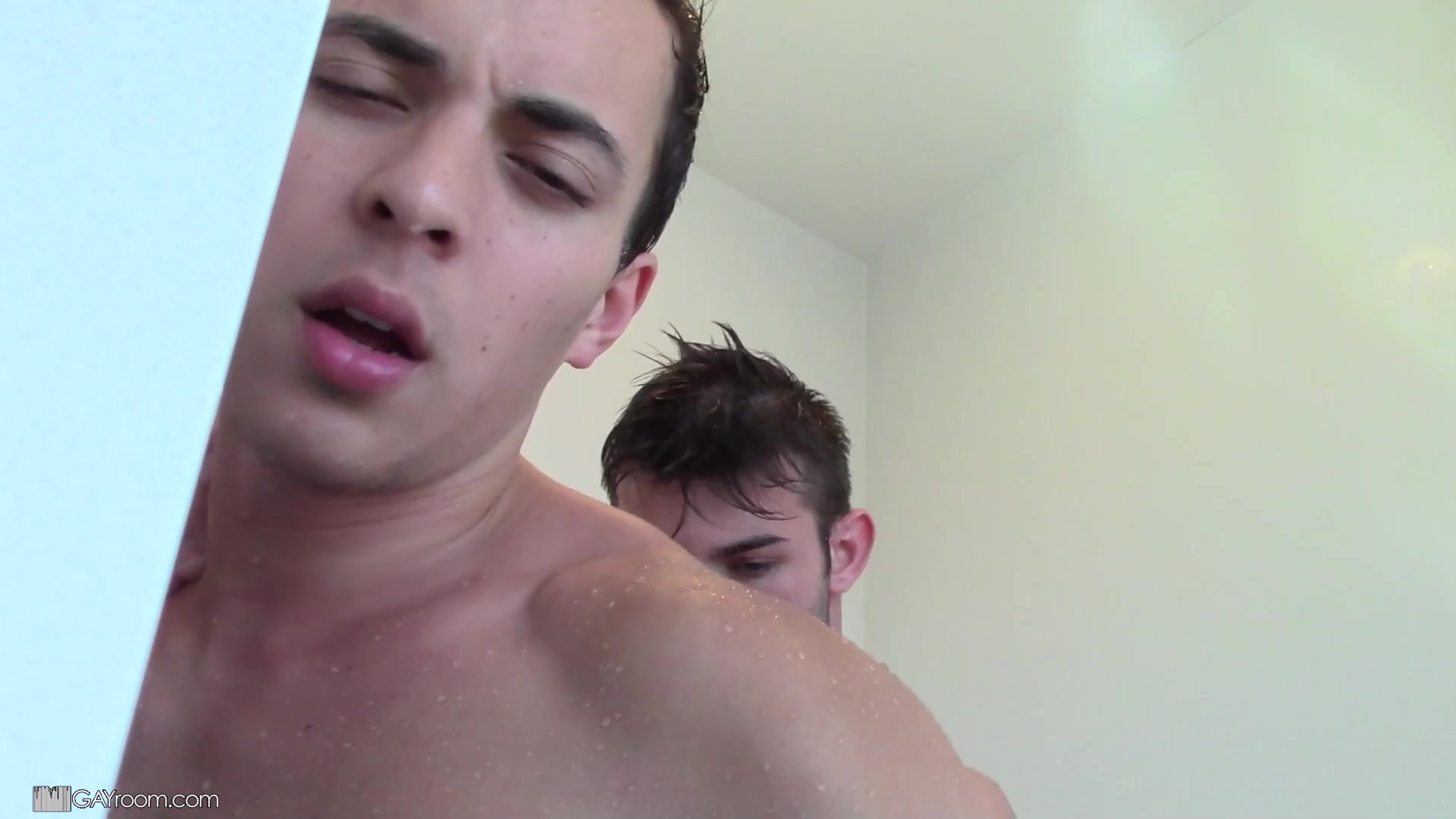 Vincent James And David Plaza In Journeying Through Sultry Nights