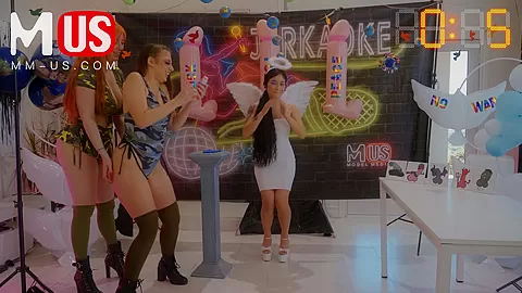Jerkaoke - Lauren Phillips and Gia Derza Eat Each Other Out and Fuck