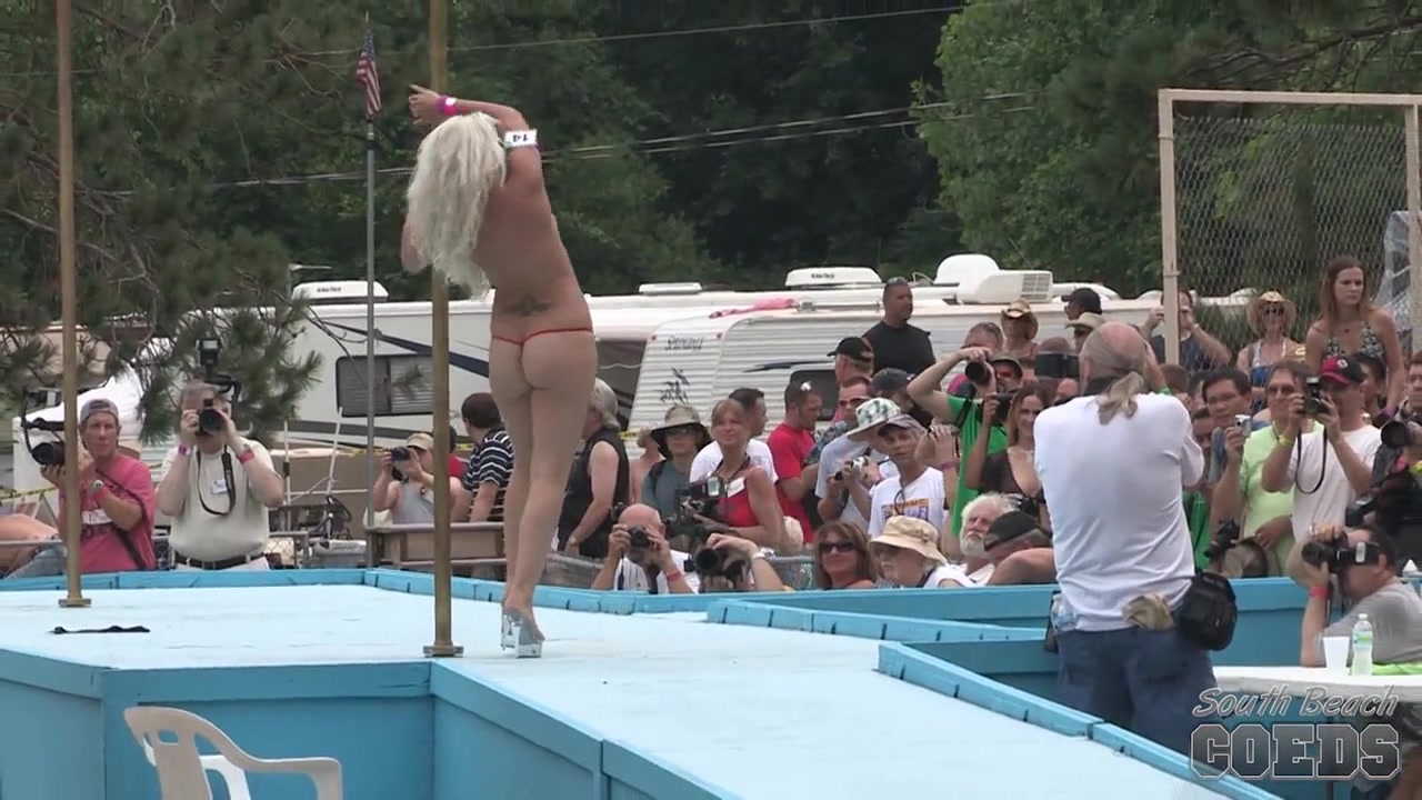 Camera Guy Cojones Video Coverage Of Nudes A Poppin 2011 2 Of 3 - SouthBeachCoeds