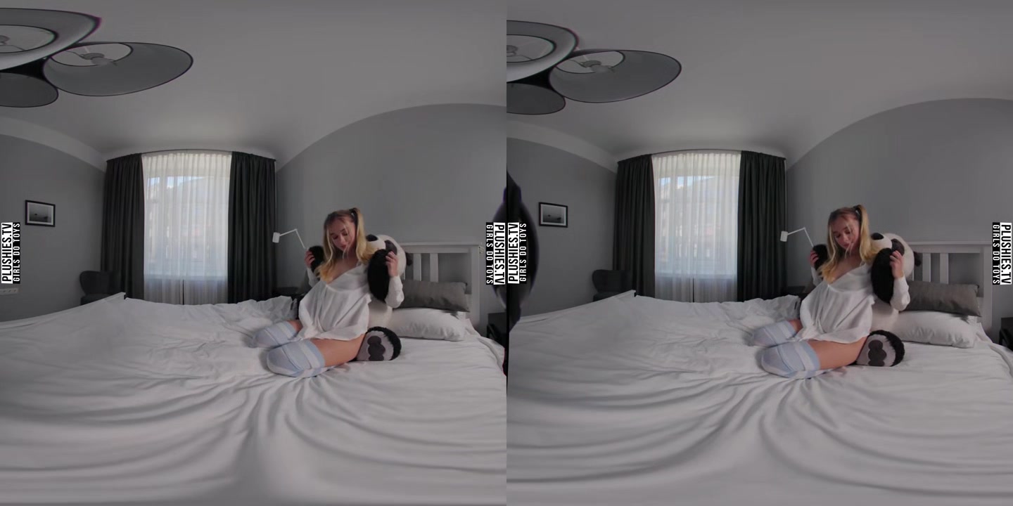 Stefani Kaleesy - New Boyfriend Panda Bear - PlushiesVR
