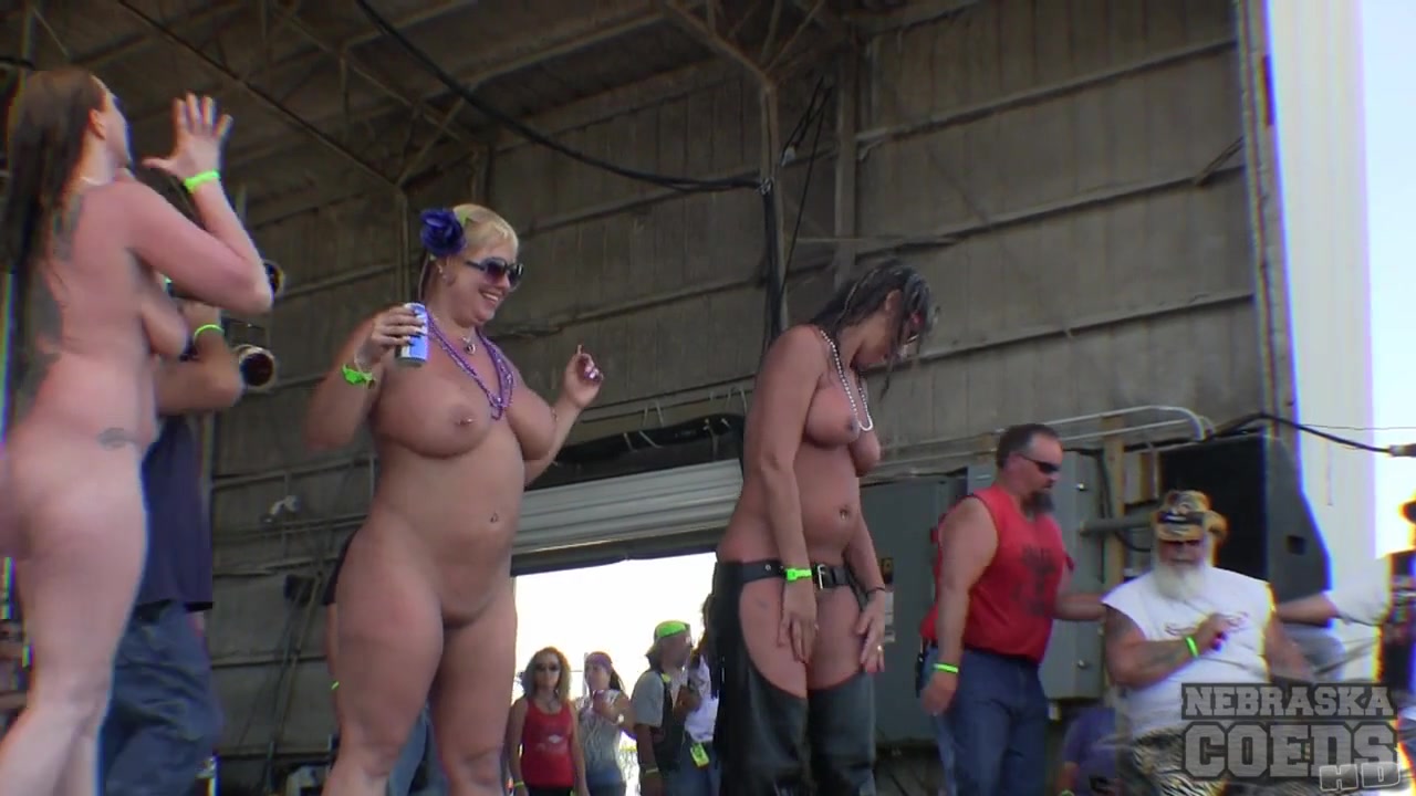 Mature Big Boob Wet T Contest at Abate of Iowa 2014 - NebraskaCoeds