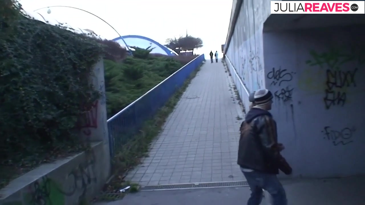 Horny Bitch Gets A Quick Rough Fuck Under The Bridge
