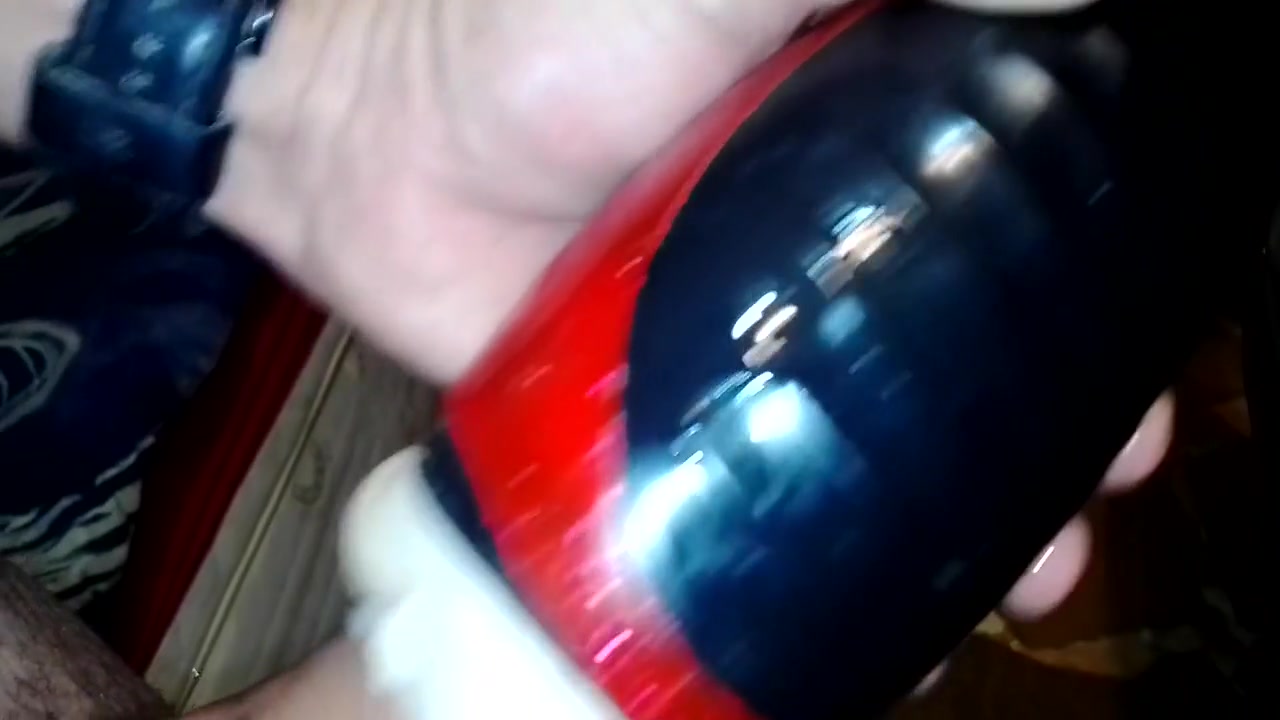Close-up Fleshlight Fucking With Huge Cumshot
