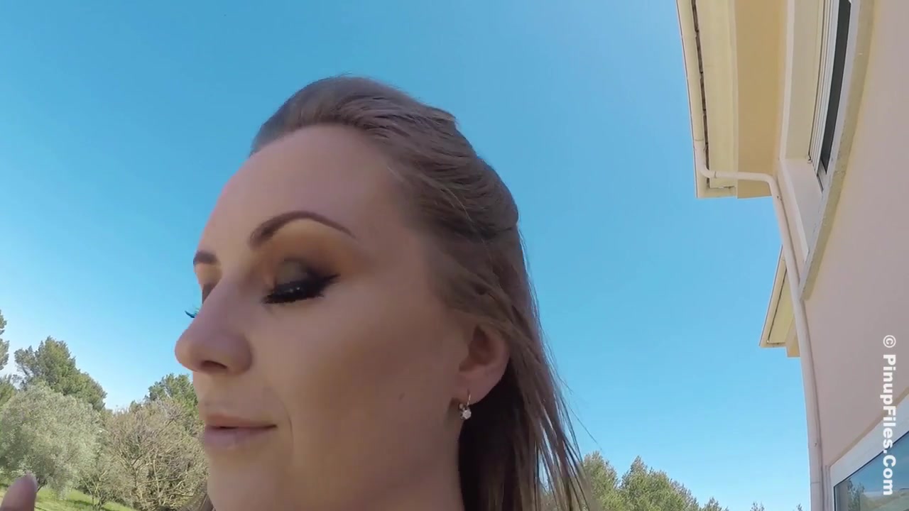 Maria Body - Blue Debut 2 - PinupFiles