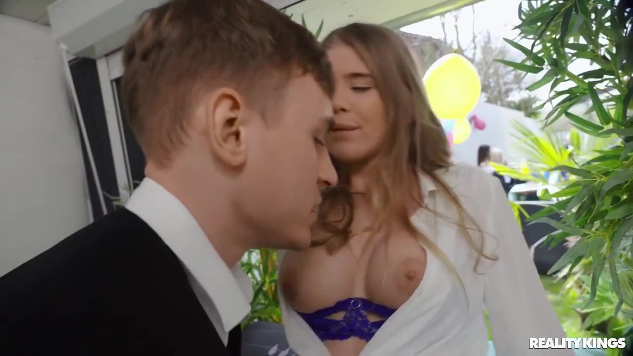Booty Teen 18+ Filthy Anal Creampie Sex