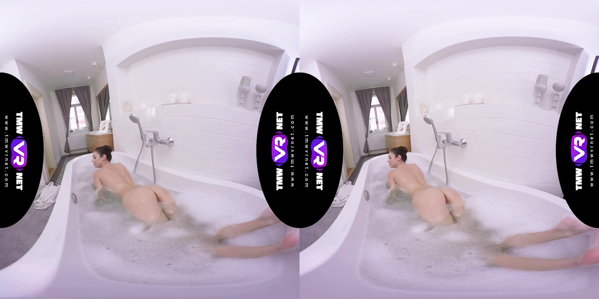 Arwen Gold in The Most Sensual Bath Solo By Arwen Gold In Vr - TMWVRNet