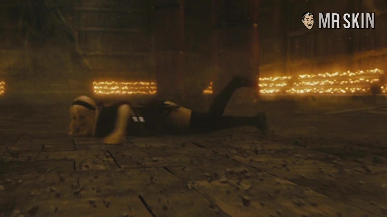 Best Of: Emily Browning - Mr.Skin
