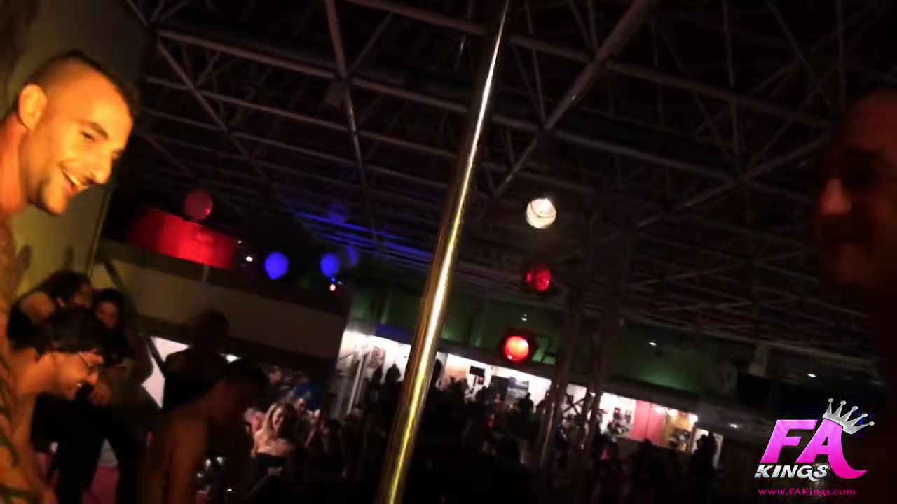 Chiqui makes a casting with SEVEN COCKS right in expo