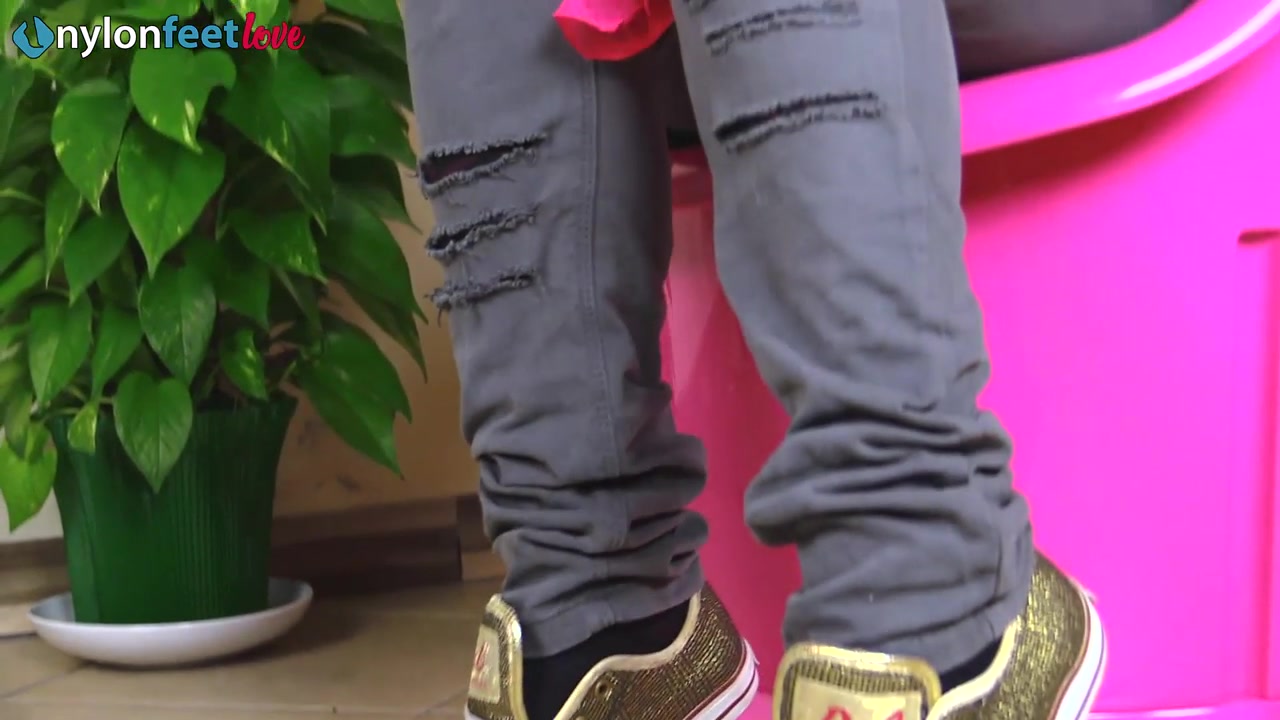 Bianca's sexy legs and feet in black opaque tights
