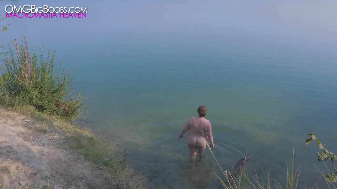 Lily loves naked swimming