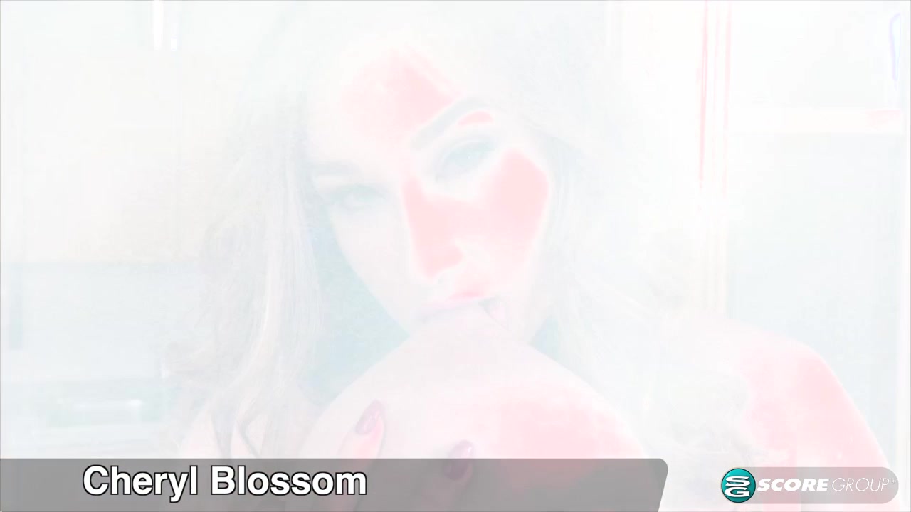 Cheryl Blossom: Boobs-A-Poppin' Top Droppin'