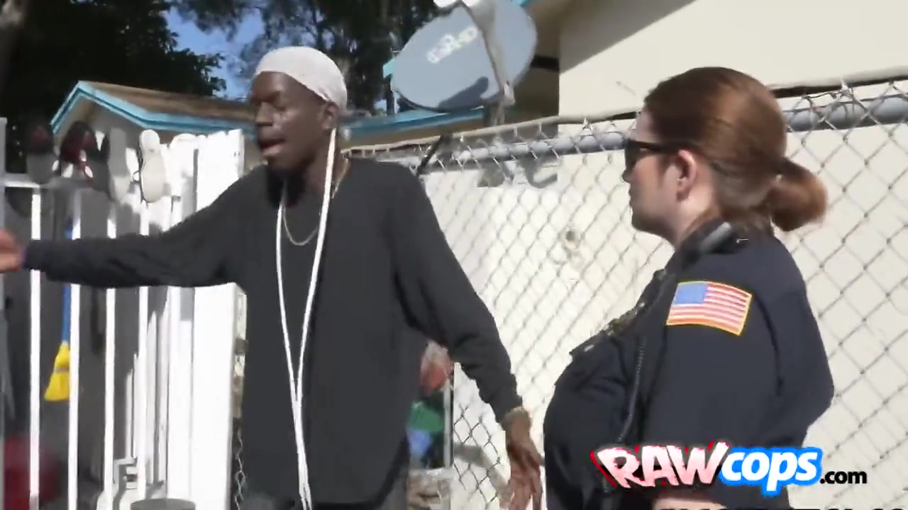 Criminal Is Taught By Horny Female Officers How To Fuck