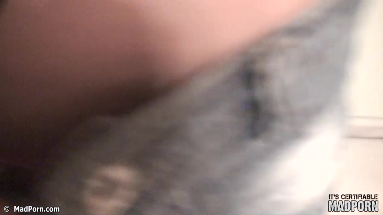 Alika & Kensy Couch - MadPorn