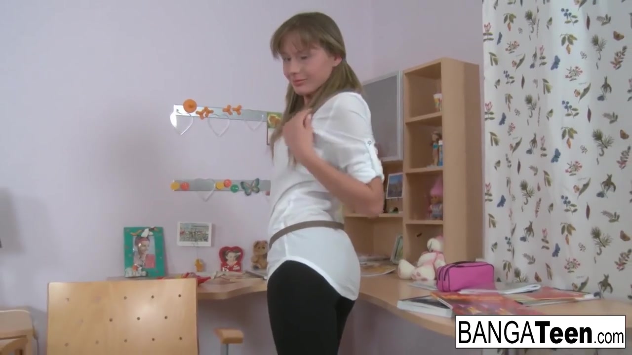 teen 18+ Is Always Down For Anal Pleasure
