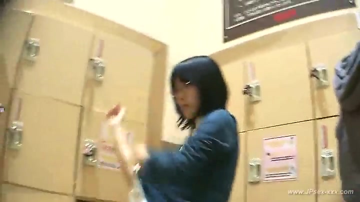 japanese public bathroom.3
