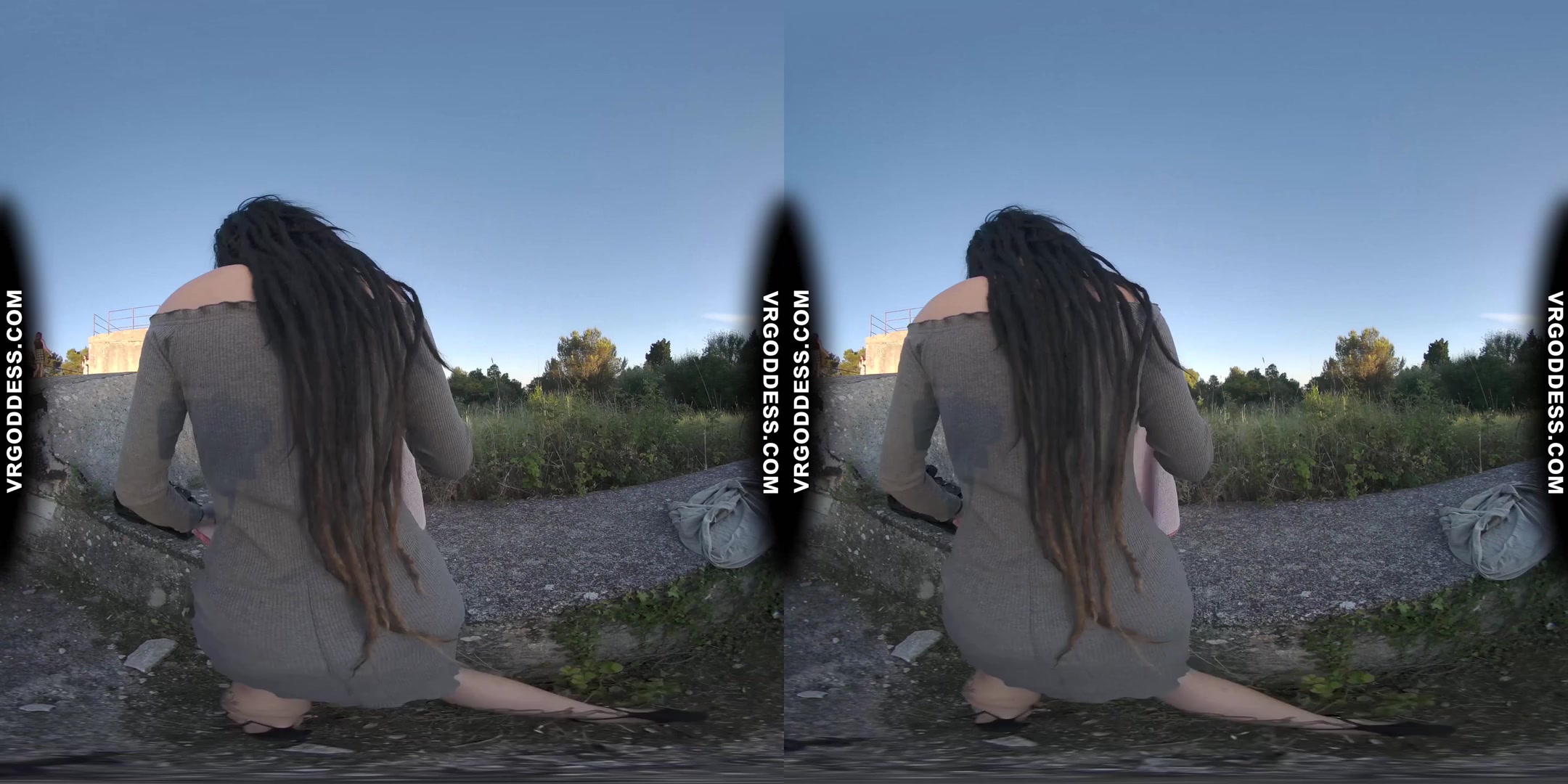 Risky Public Masturbating Hot Girl Brille Gets Caught By Tourists Gets Her Period finished at home