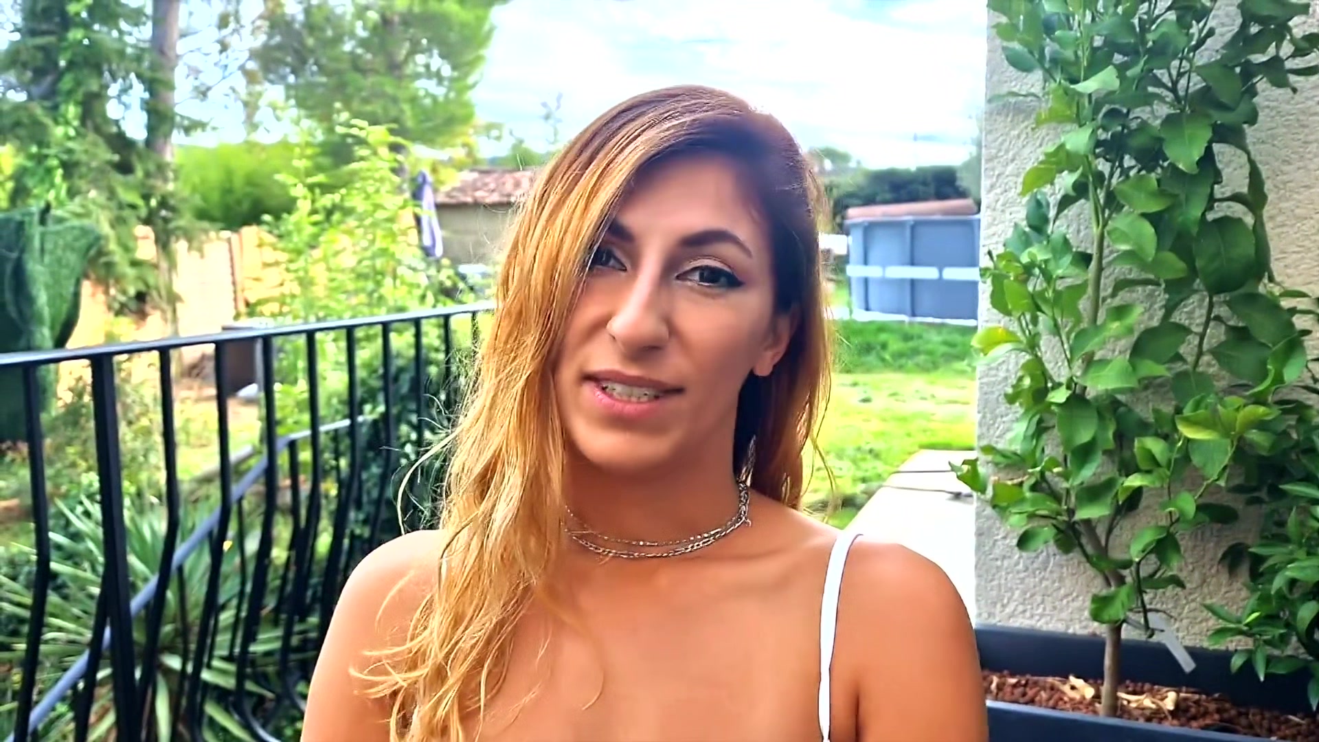 Stella, 29, in the heart of the matter!