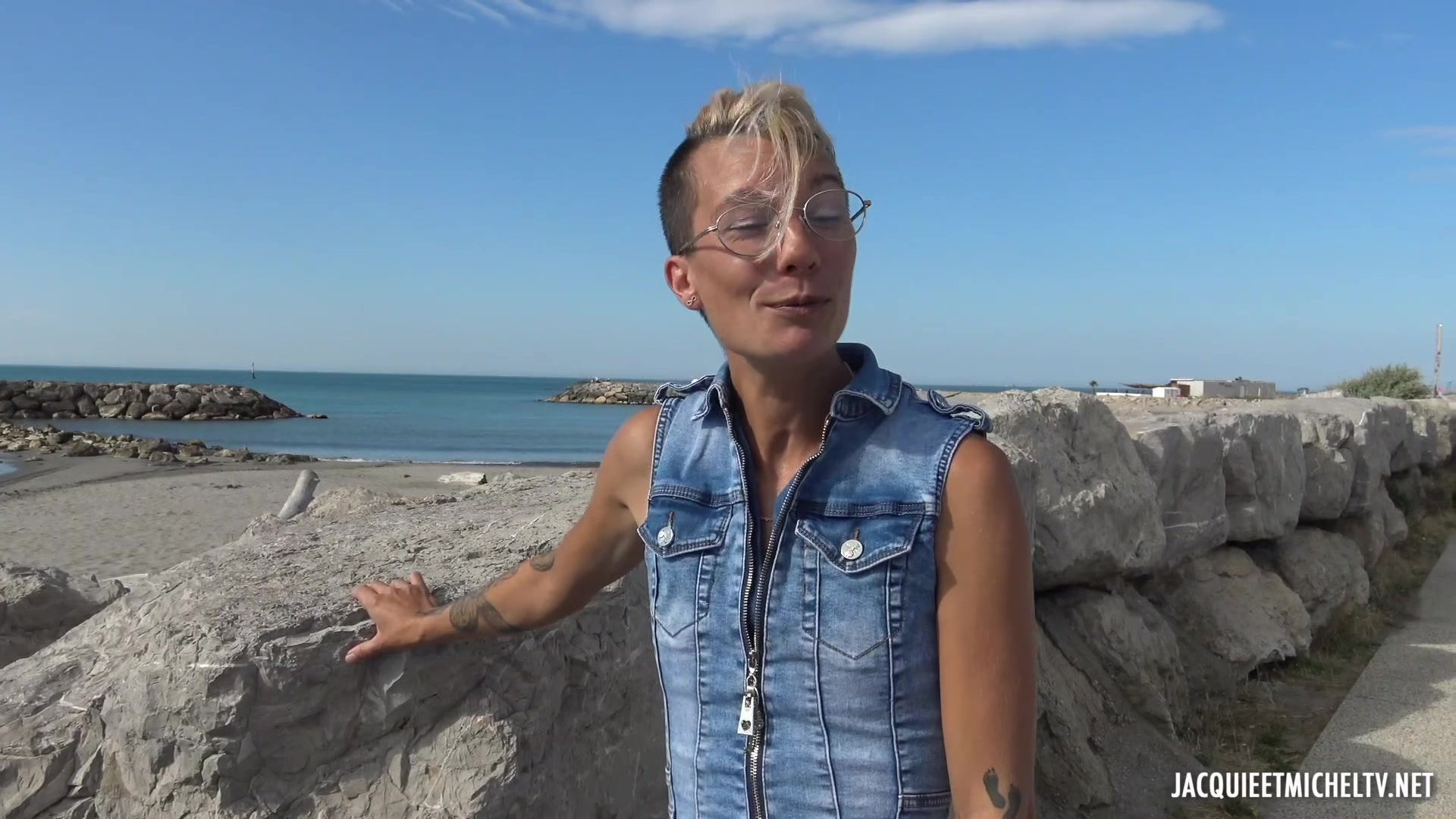 Cheyenne, at 40 years old she discovers what is real sex!