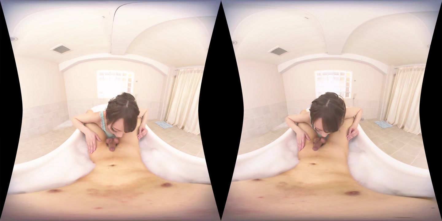The Most Comfortable Service Must Be Blowjob In Bubble Bath