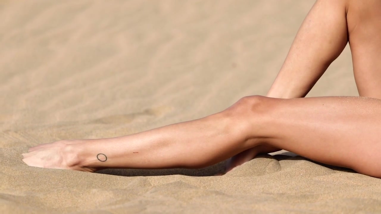 Rose Whitney in Desert Charm - PlayboyPlus