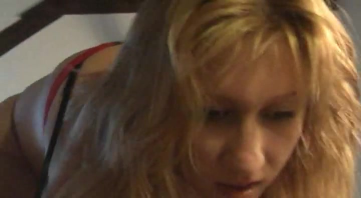 Natural czech chick lapdances