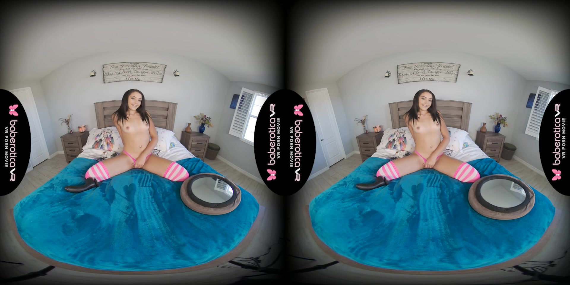 Porn Star and amazing model Miss Avi Love gets off for us in VR