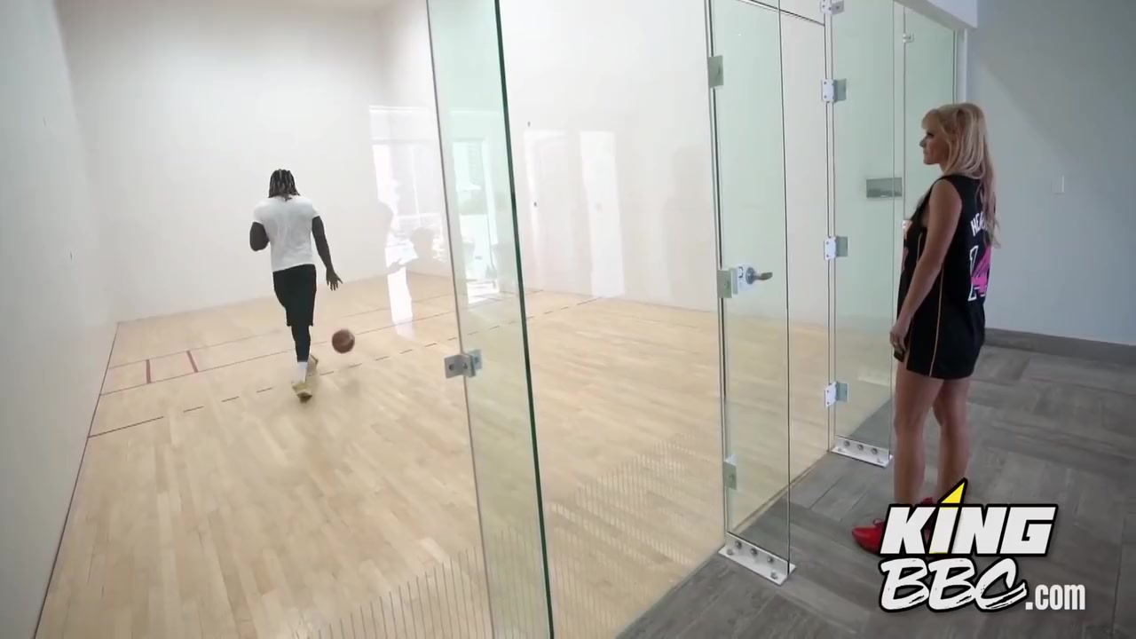 Milf Loves Basketball & Big Black Cocks By Kingbbc 4 Min - Cassie Bender