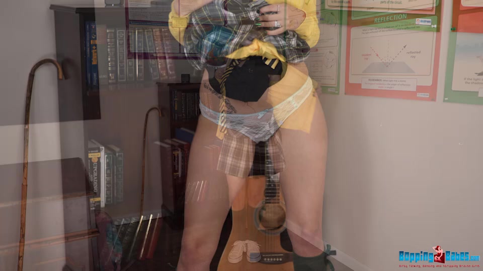Dolly - New Slut on Campus - BoppingBabes