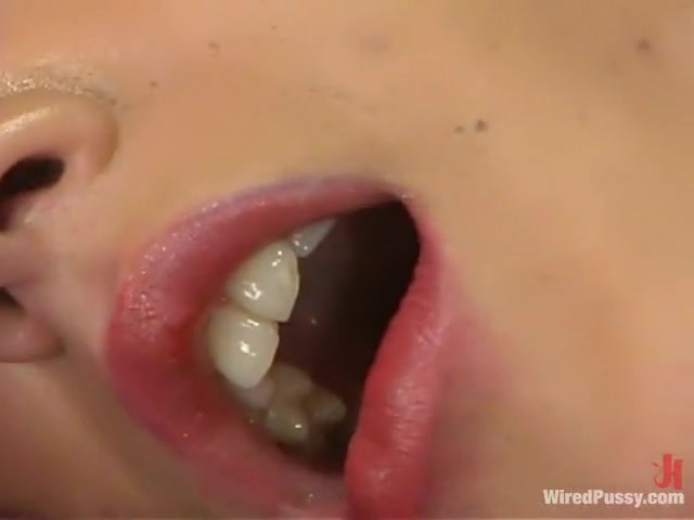 Tuesdae in Wiredpussy Video