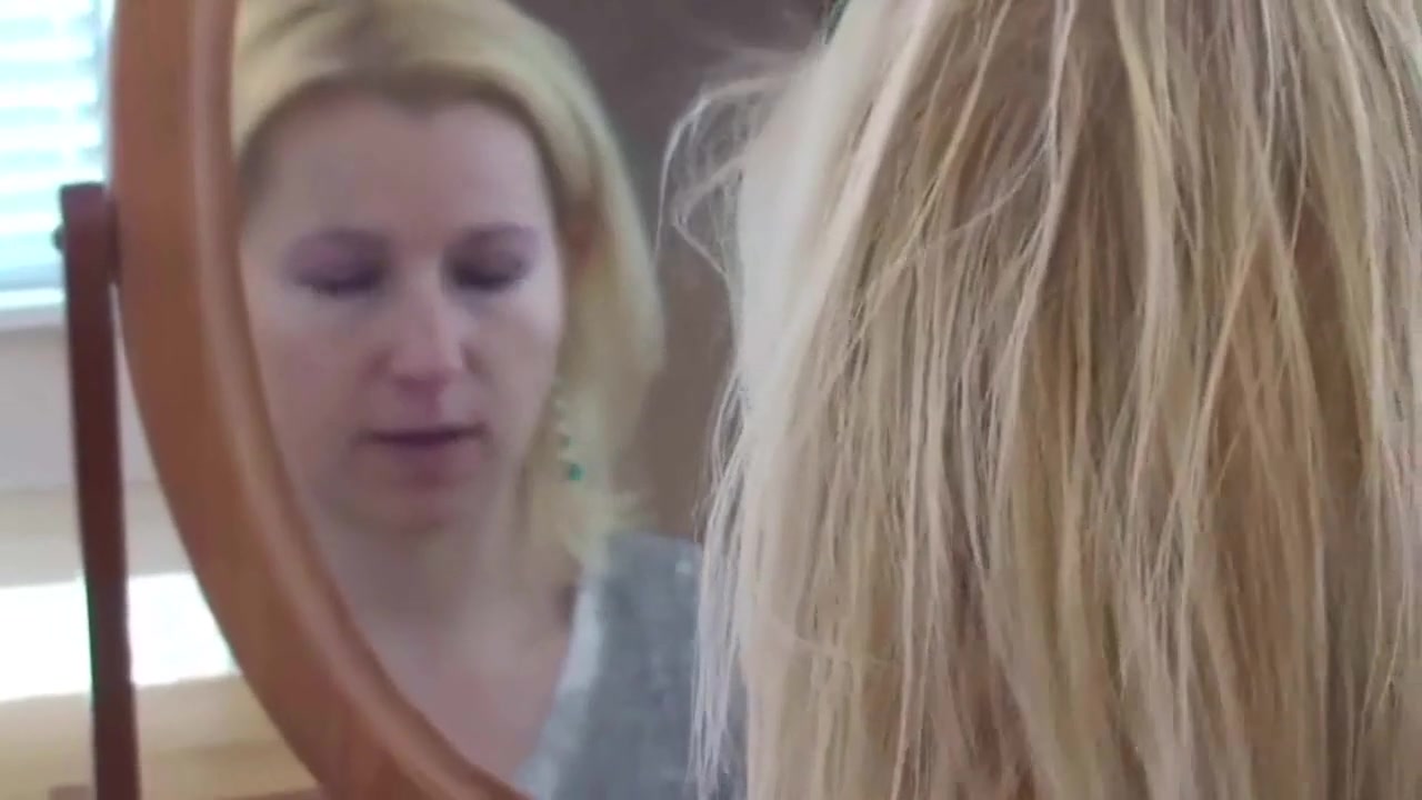 Make up and cleaning face by Femdom Austria