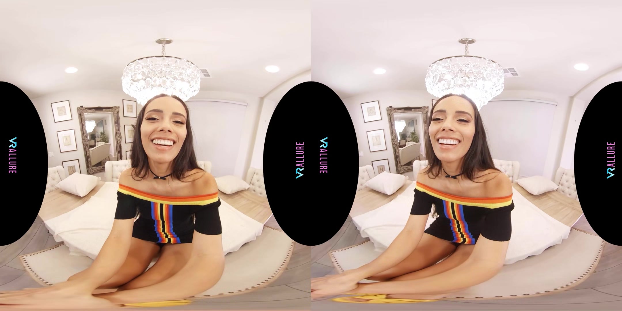VRALLURE Andreina Deluxe Is Muy Caliente!