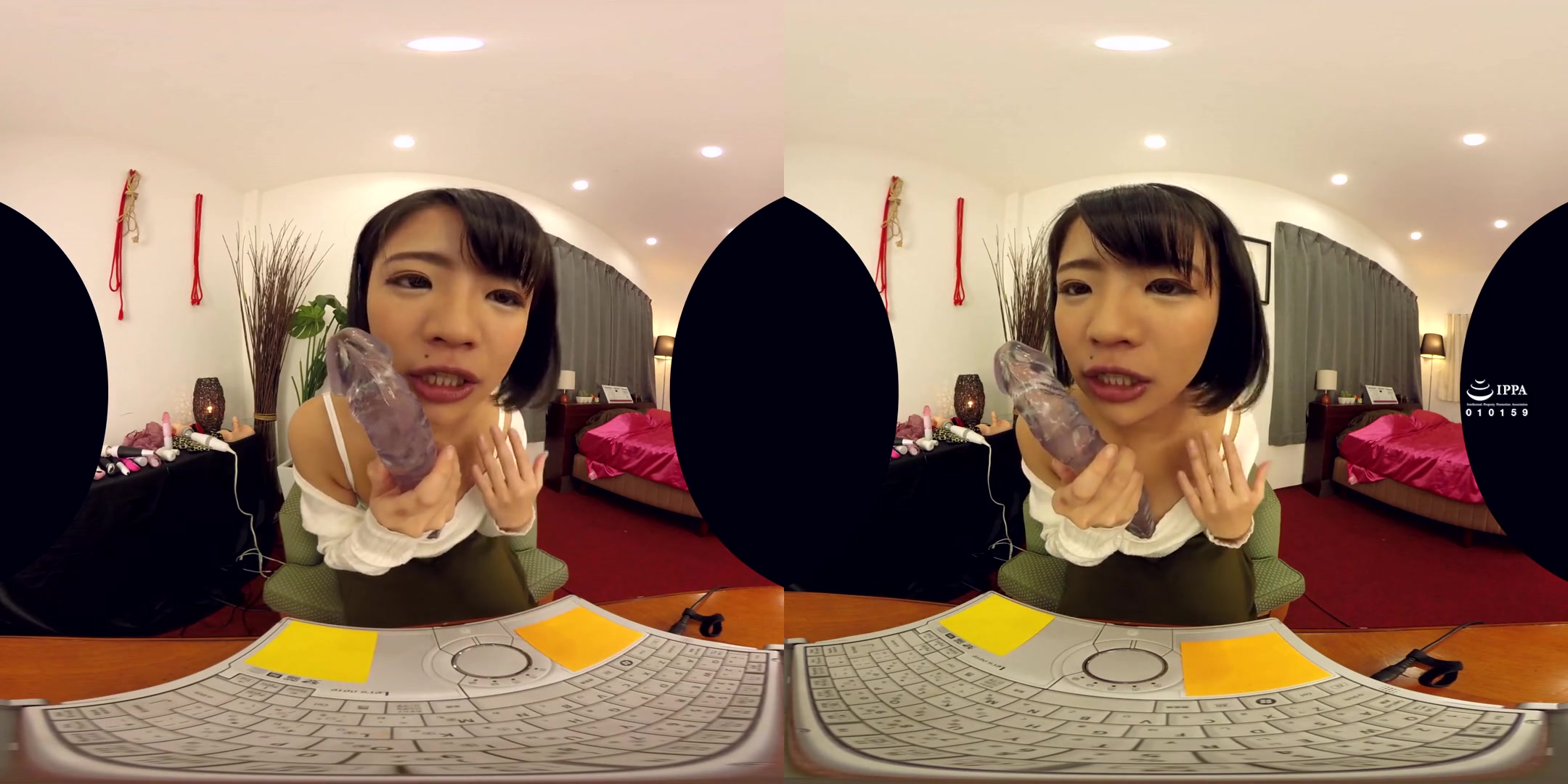 Saya Anri in Saya Anri Virtual Sex Through Live Chat with a Cute Woman - CasanovA