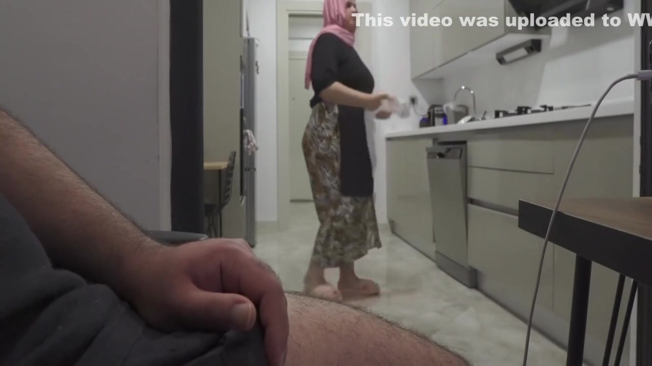 Hijab Maid Is Shocked ! 7 Min