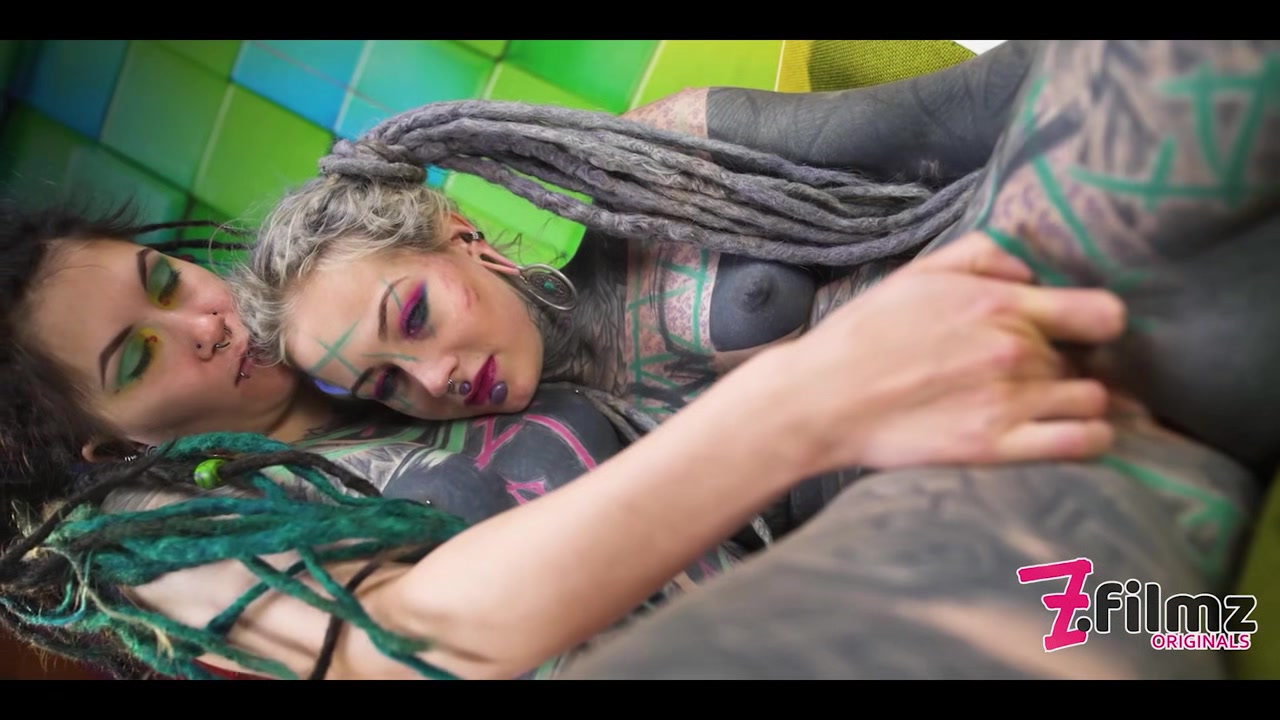 Alternative teen 18+ Threesome With Anal Gapes And Facial Cumshot - ZFilmzOriginals